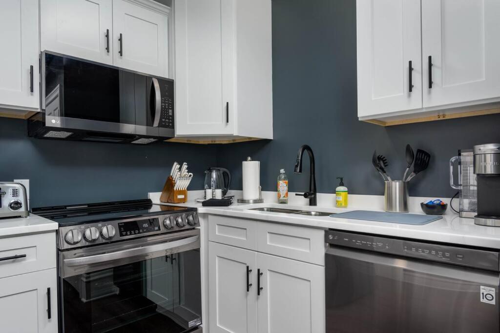 Flats On Front - Riverfront Gem Fast Wi-Fi 3F 해리스버그 외부 사진