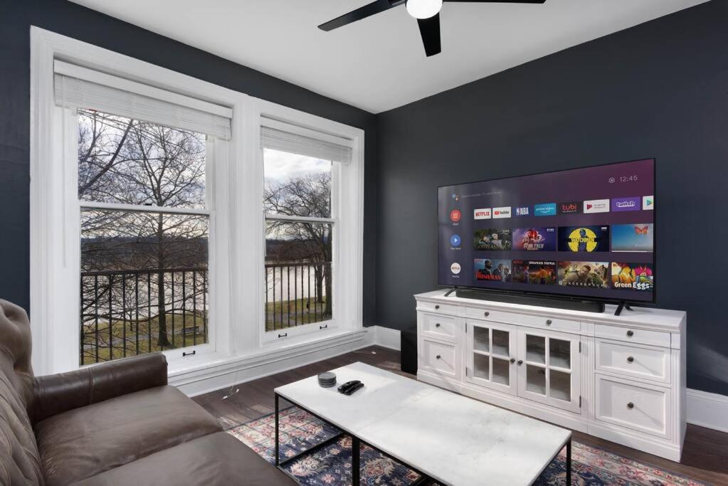 Flats On Front - Riverfront Gem Fast Wi-Fi 3F 해리스버그 외부 사진